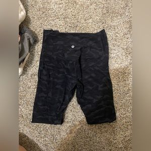 LULULEMON camo align leggings size 4